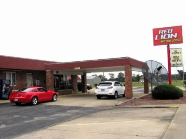 Red Lion Motor Lodge 7